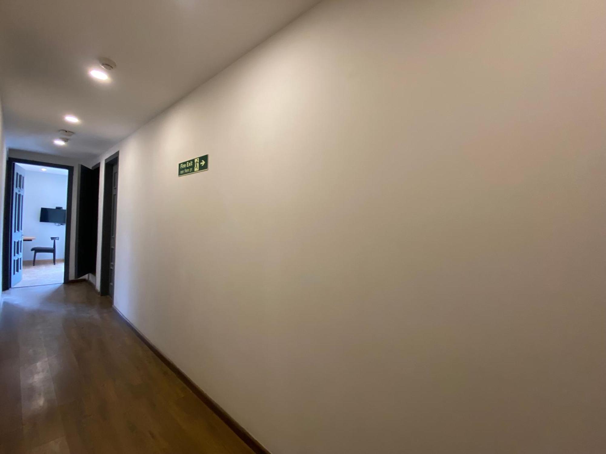 F9 343 Meera Bagh, Paschim Vihar