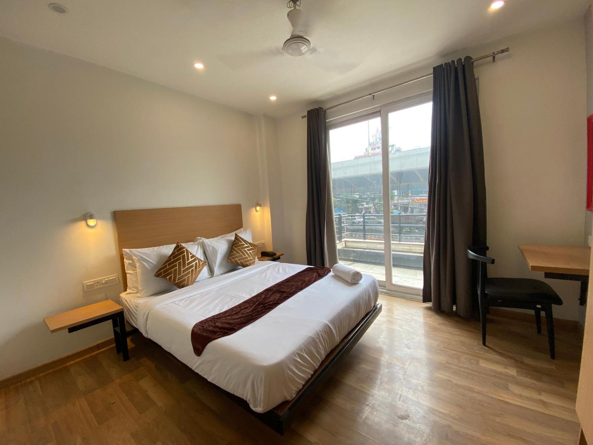 F9 343 Meera Bagh, Paschim Vihar